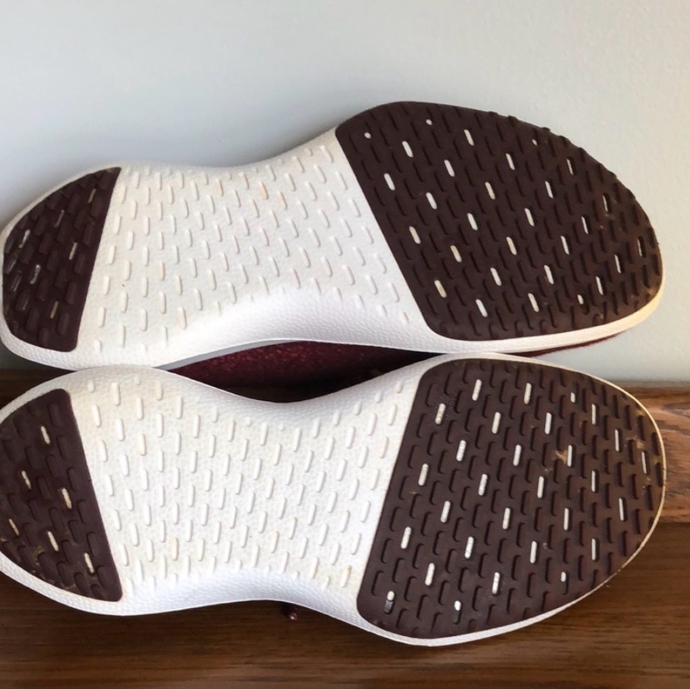 Allbirds Women's Athletic Shoes in Burgundy and Rose color! Like NEW! - Picture 6 of 8
